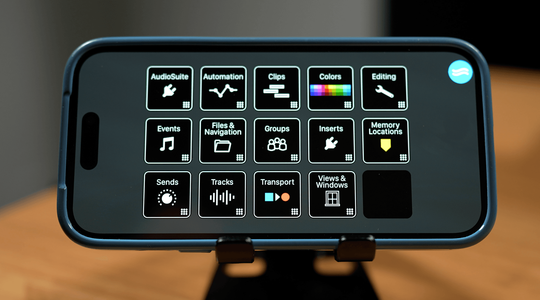 Hardware control with real-time, two-way feedback